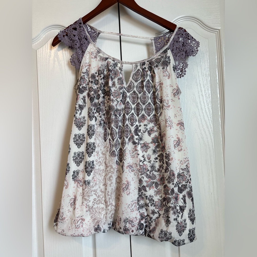 Maurice Romantic Lace Sleeve Women's Blouse